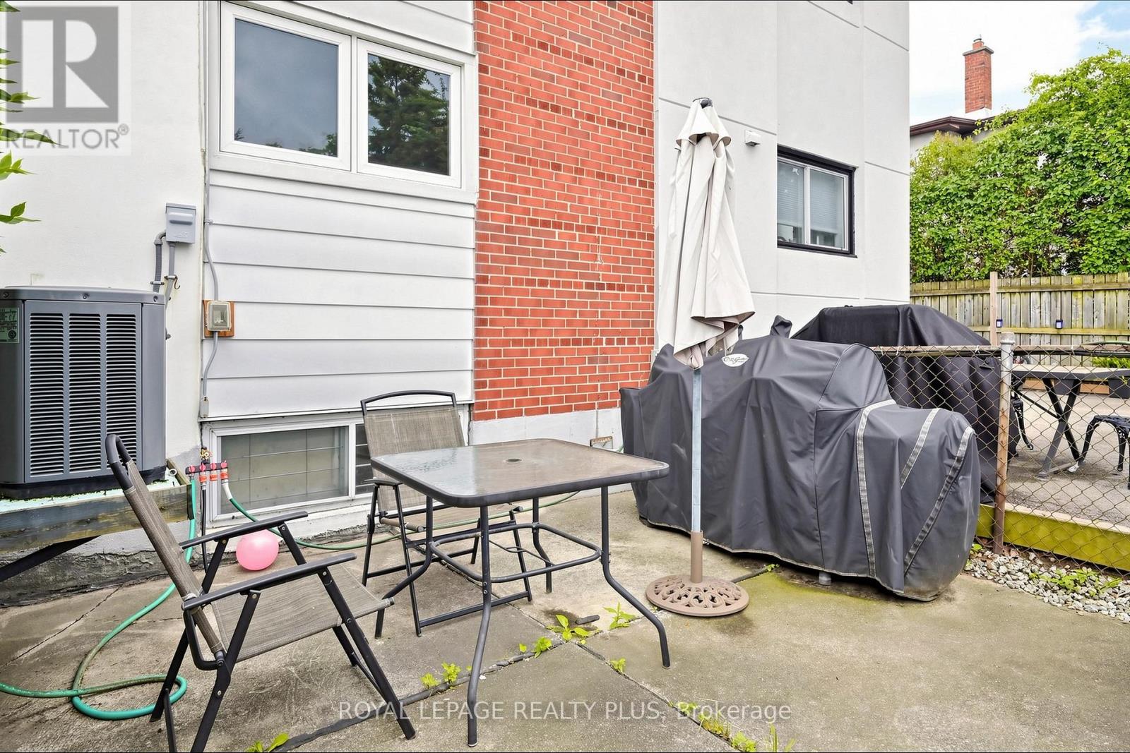 2359 BROOKHURST ROAD - 31