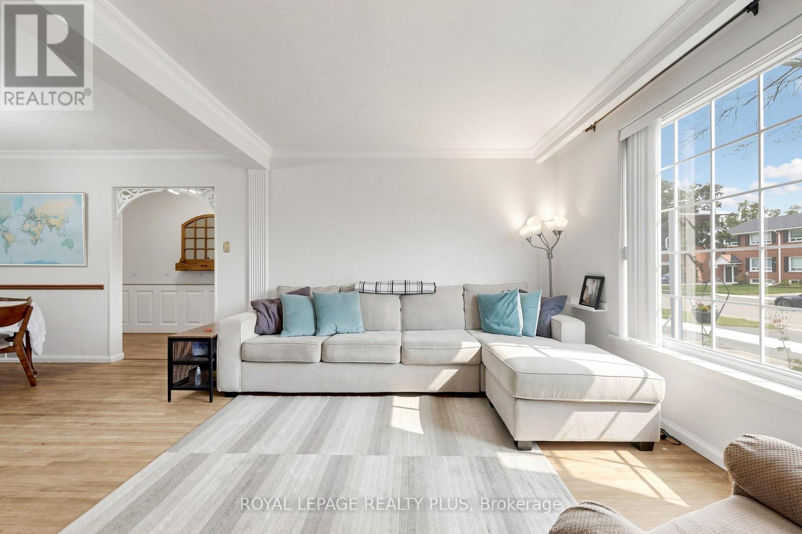 2359 BROOKHURST ROAD - 6