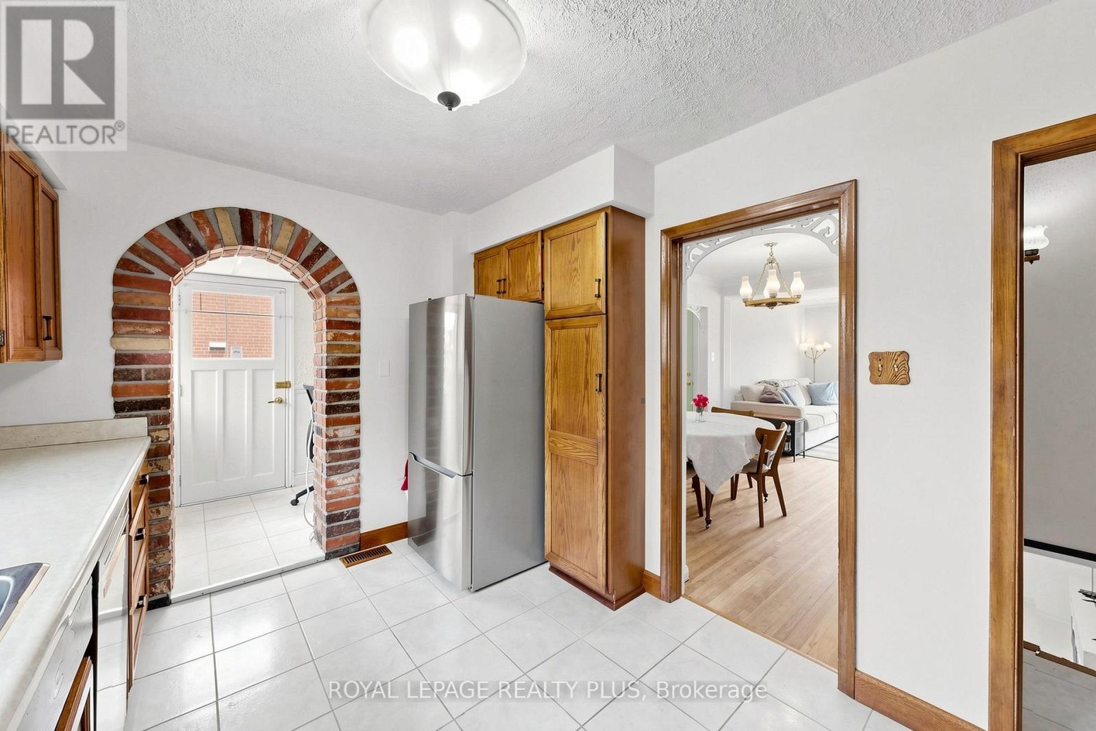 2359 BROOKHURST ROAD - 13