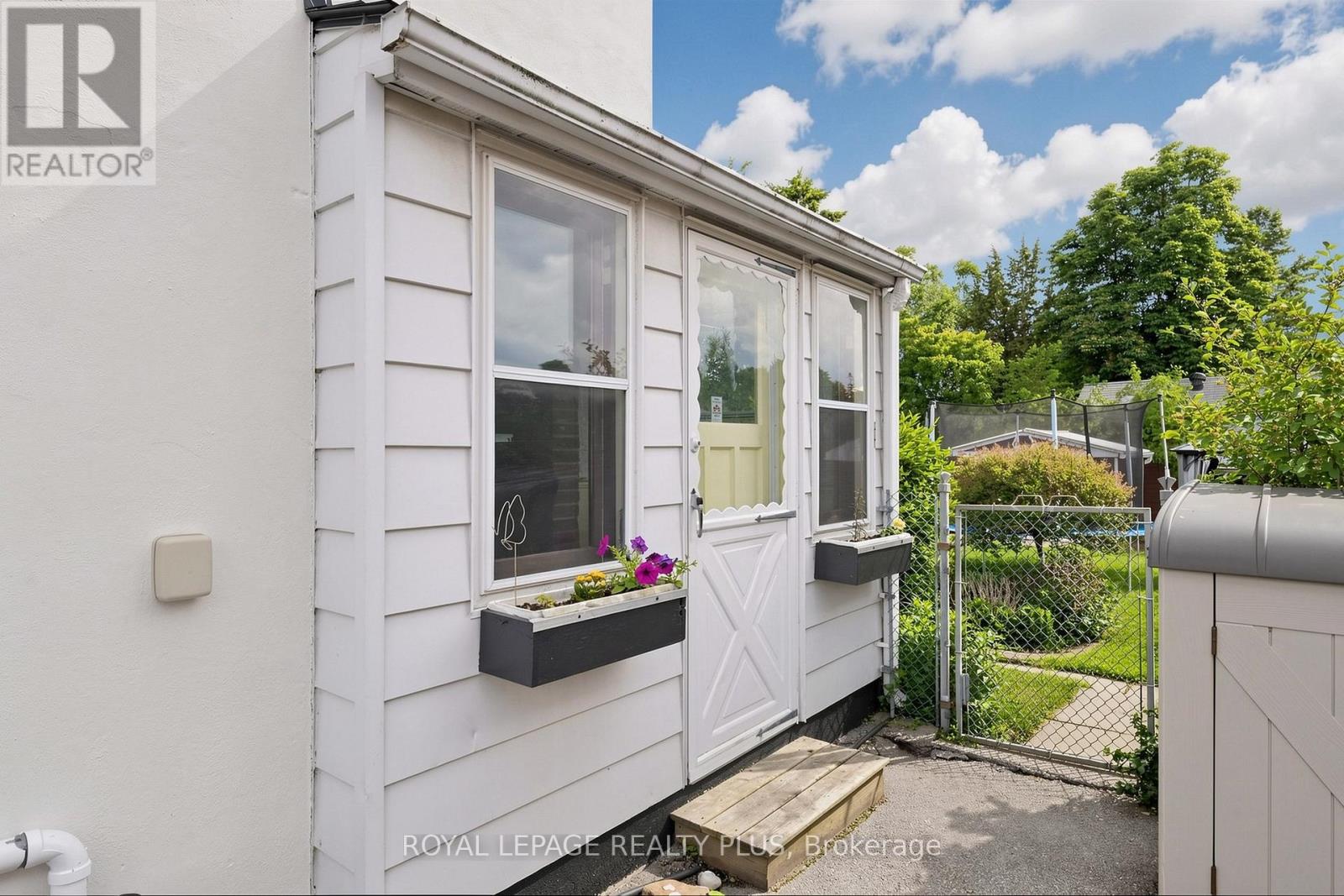2359 BROOKHURST ROAD - 30