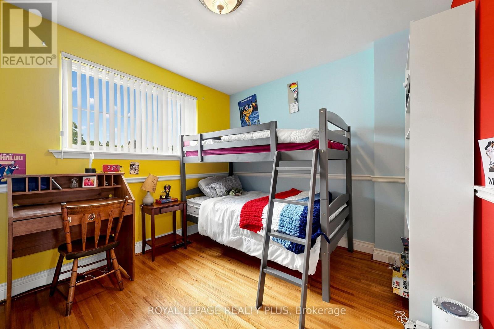 2359 BROOKHURST ROAD - 19