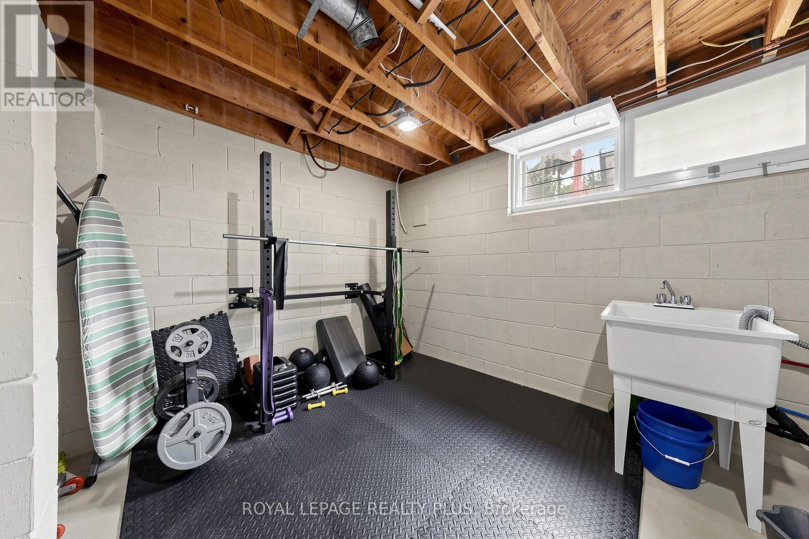 2359 BROOKHURST ROAD - 29