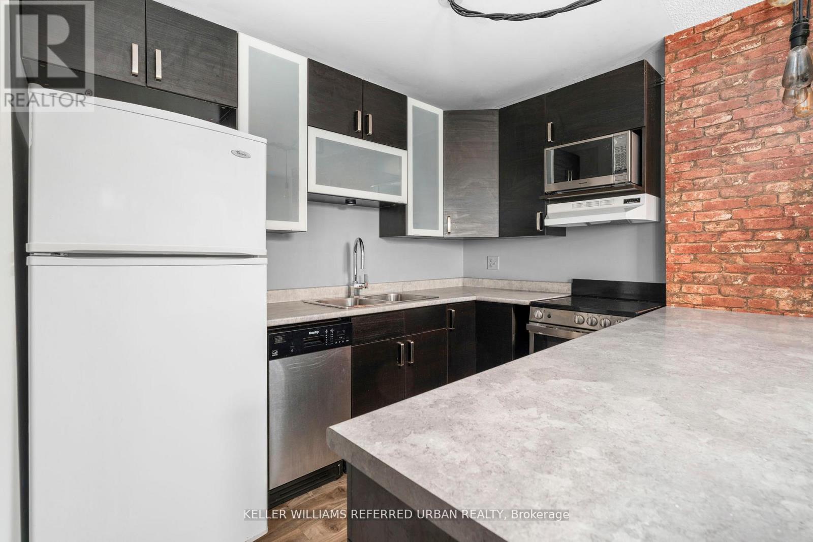 #407 114 VAUGHAN ROAD - 8