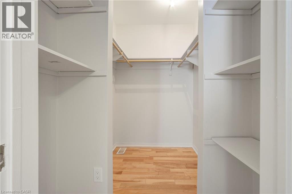 #14 336 QUEEN Street S - 25