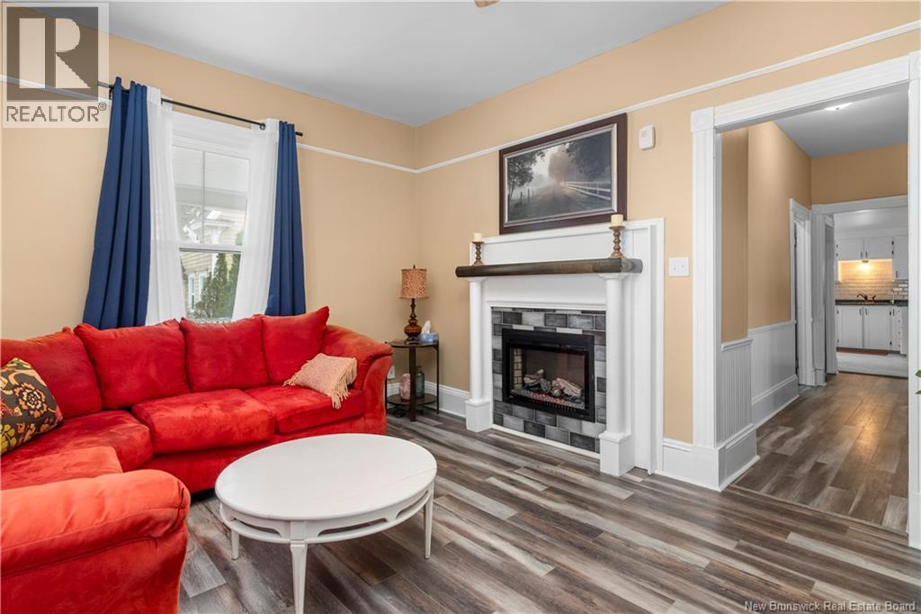 9338 Main Street - 11