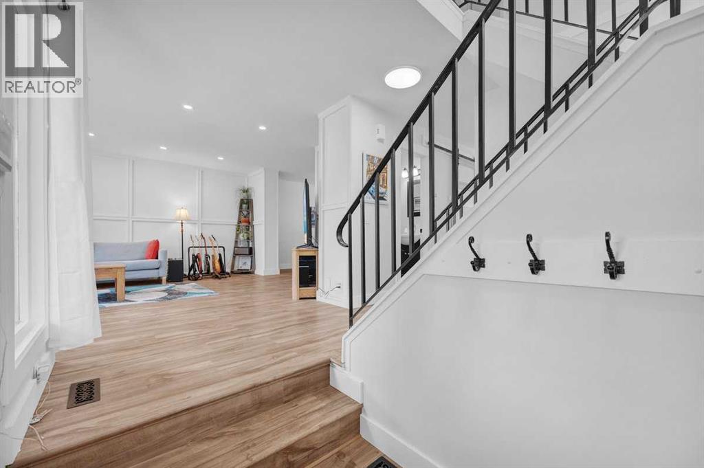 22 Sandstone Crescent SE - 13