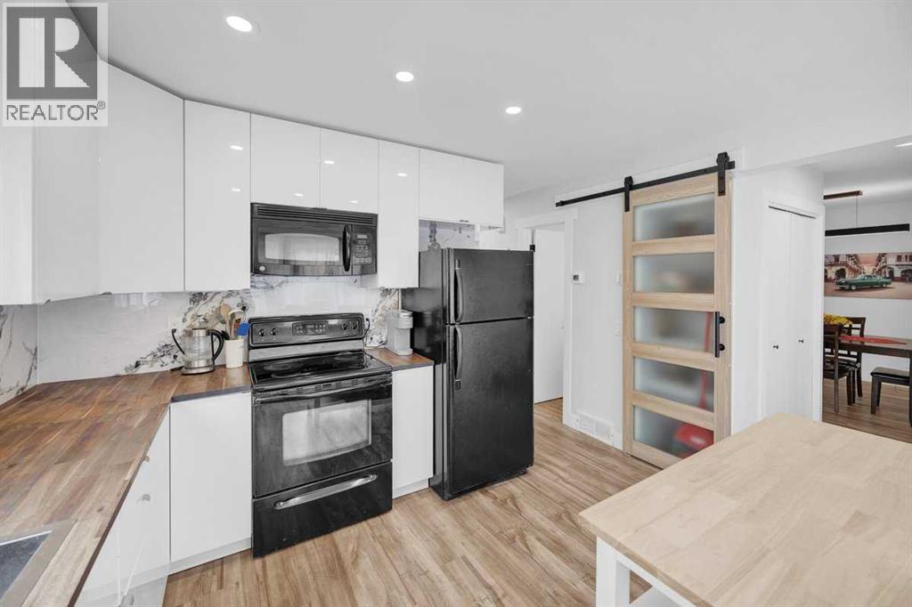 22 Sandstone Crescent SE - 5