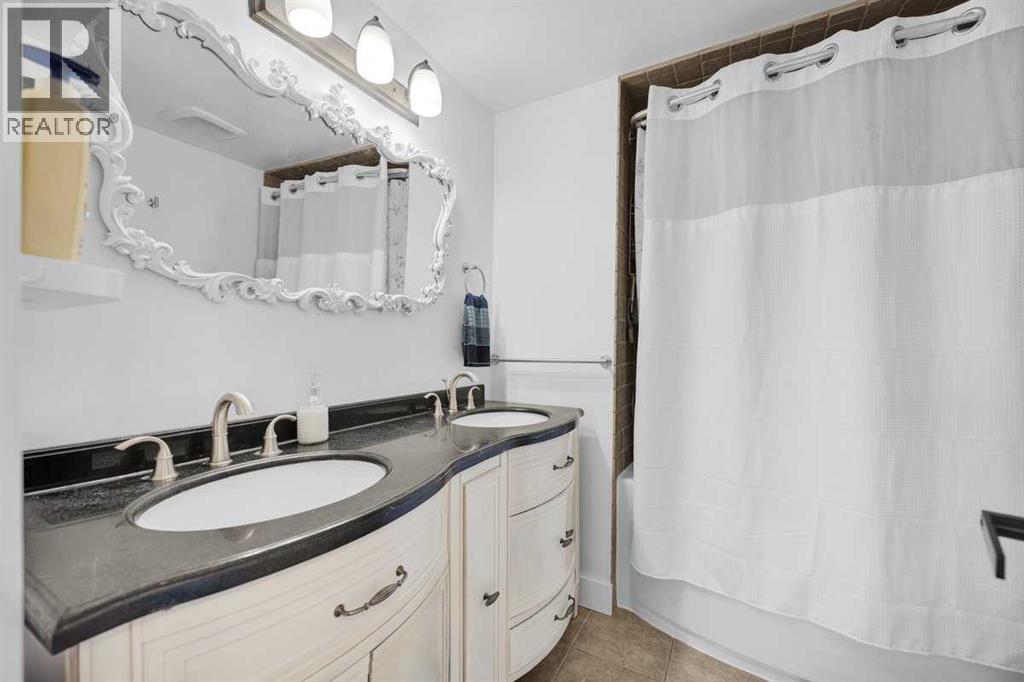 22 Sandstone Crescent SE - 20