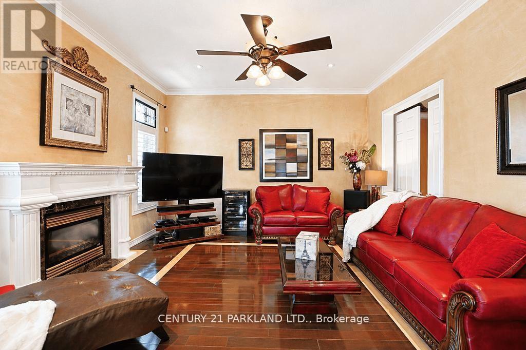 2020 SOLAR PLACE - 19