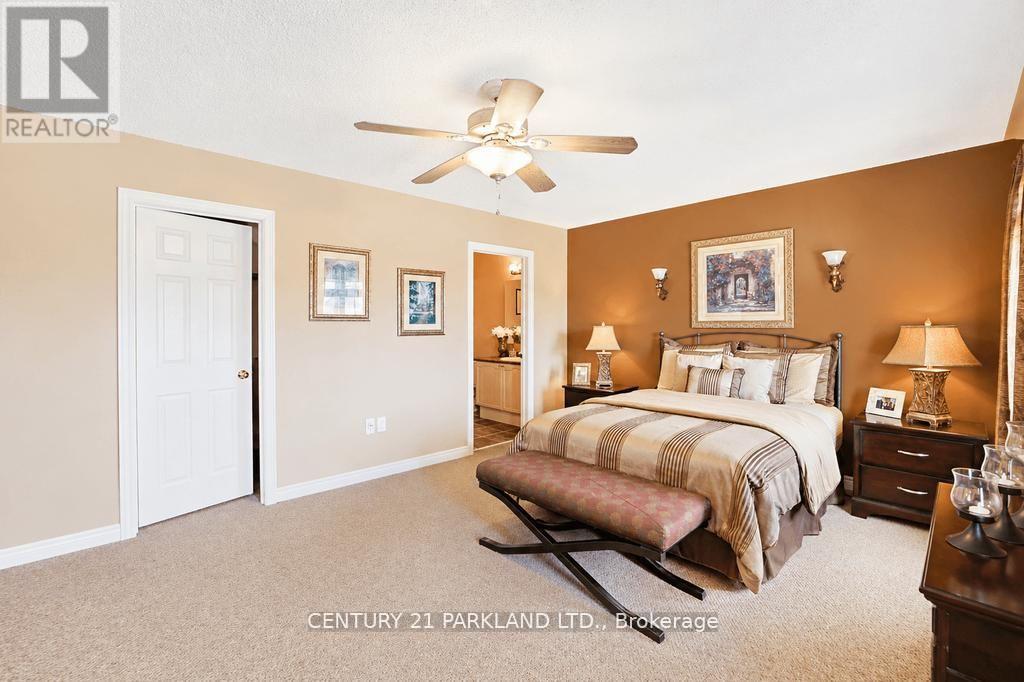 2020 SOLAR PLACE - 31