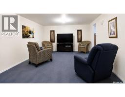Leadbetter Acreage, Estevan Rm No  5, SK S4A2A4 Photo 12