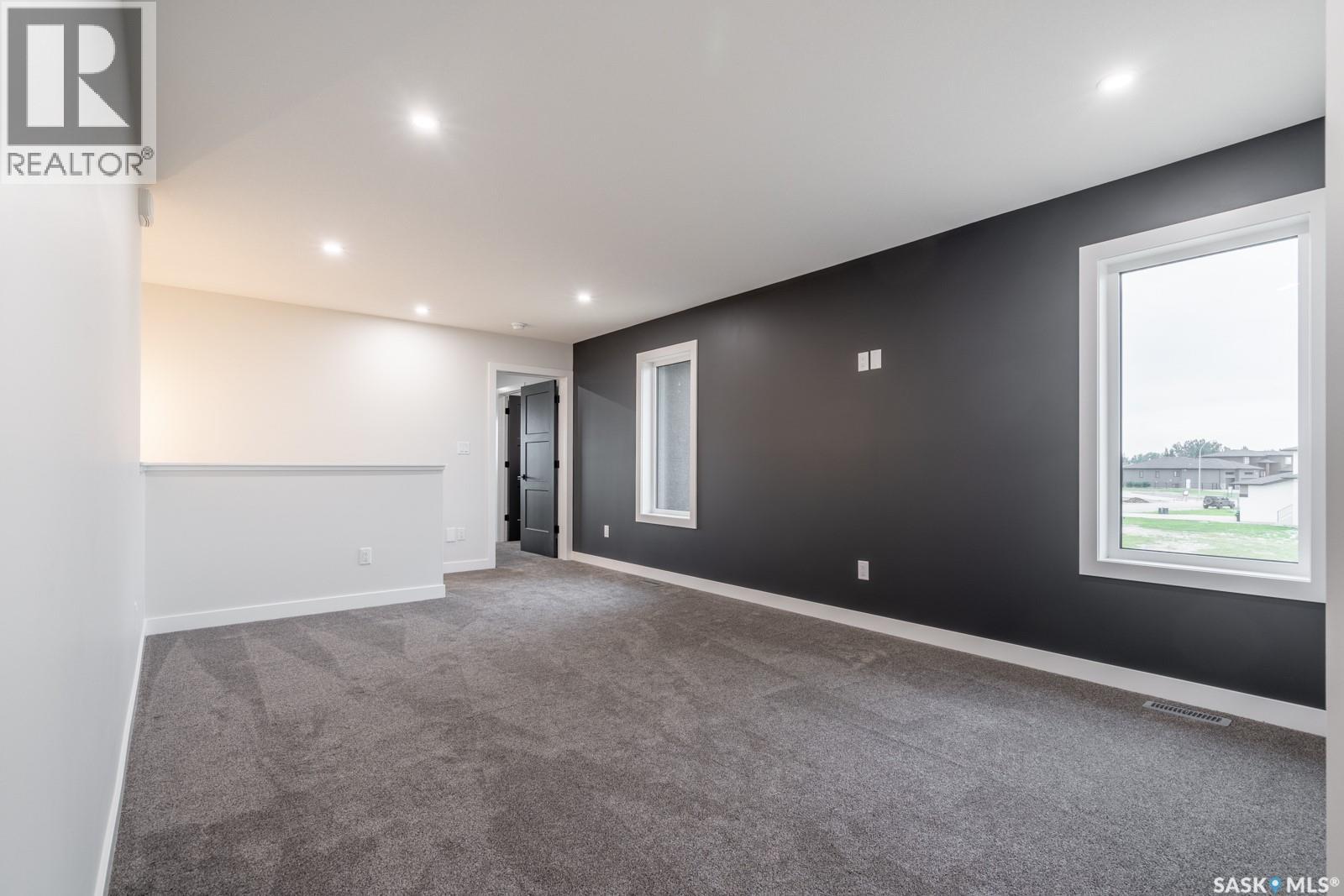 23 Huber DRIVE - 24
