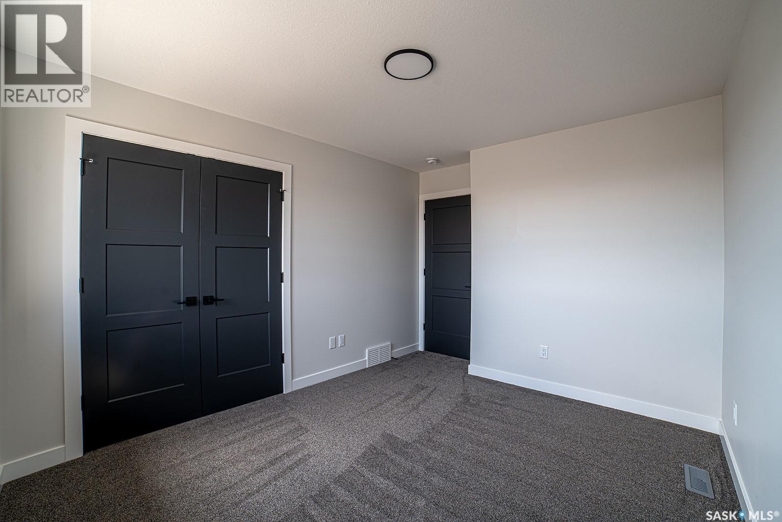 23 Huber DRIVE - 33