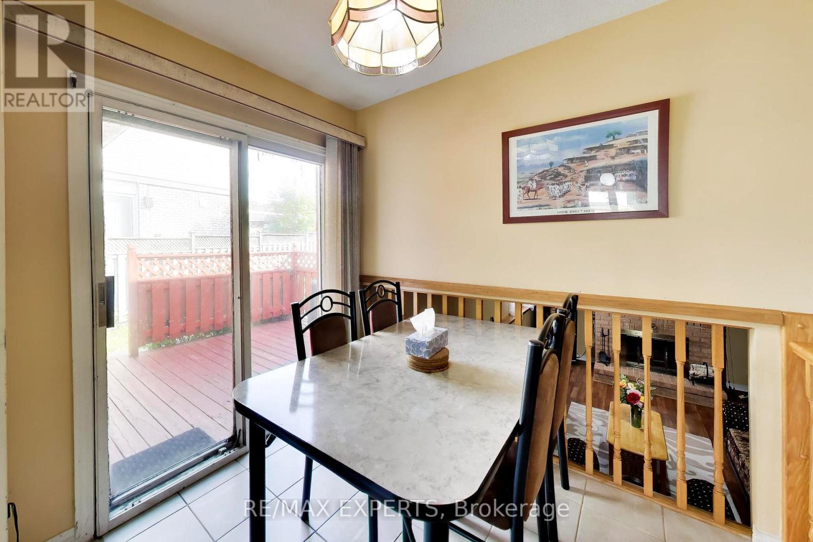 331 NEWBURY DRIVE - 12