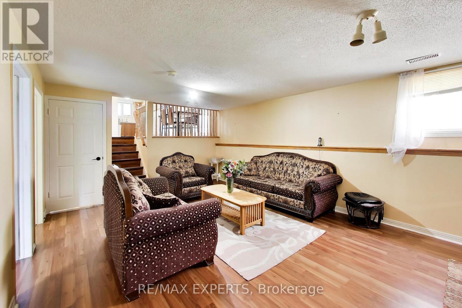 331 NEWBURY DRIVE - 24