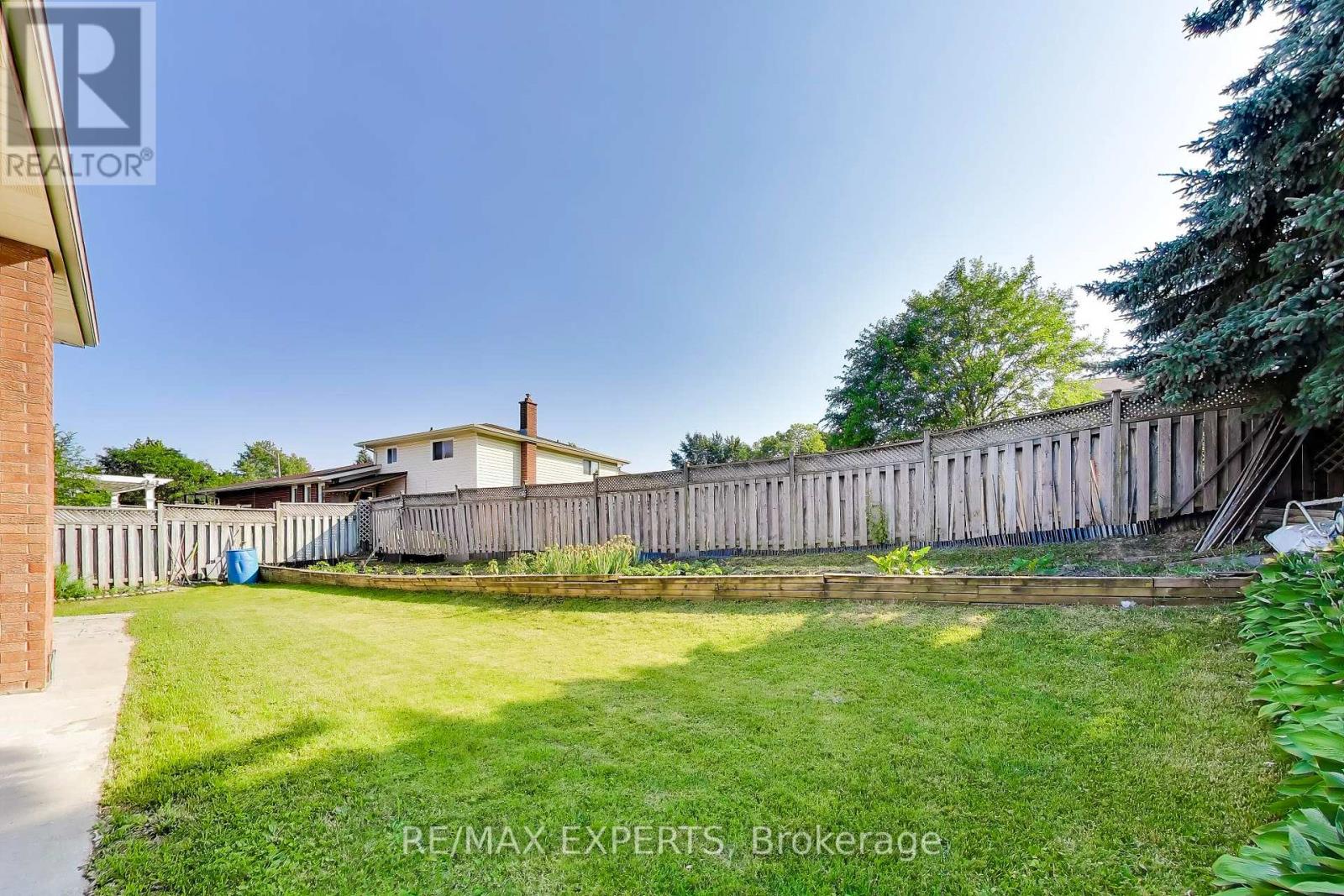 331 NEWBURY DRIVE - 39