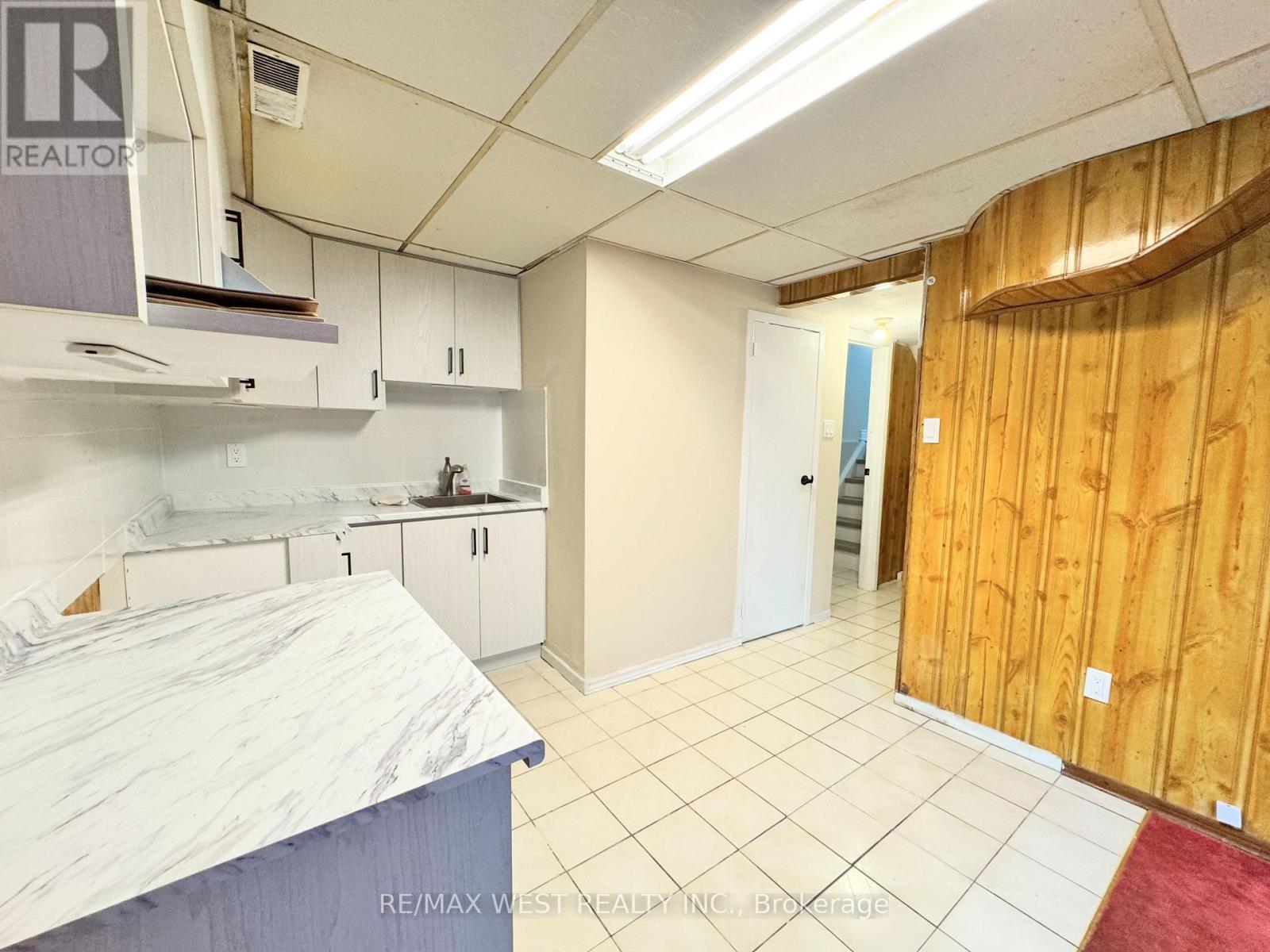 26 BROWNRIDGE CRESCENT - 27