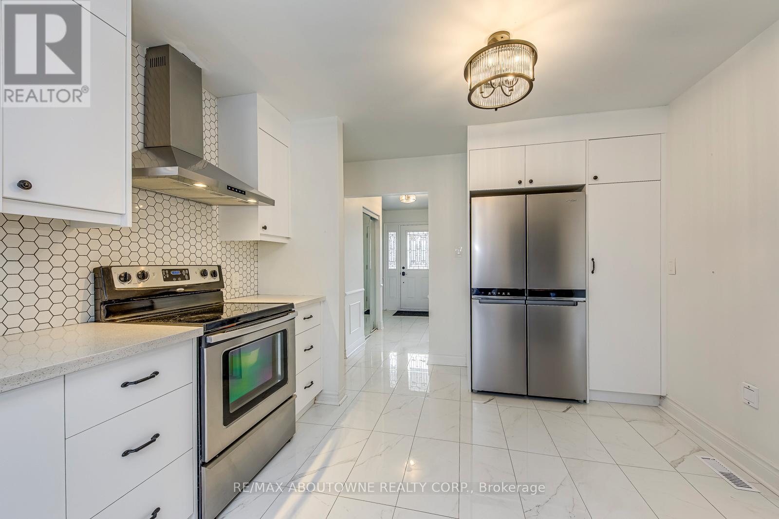 2565 WINDJAMMER ROAD - 16