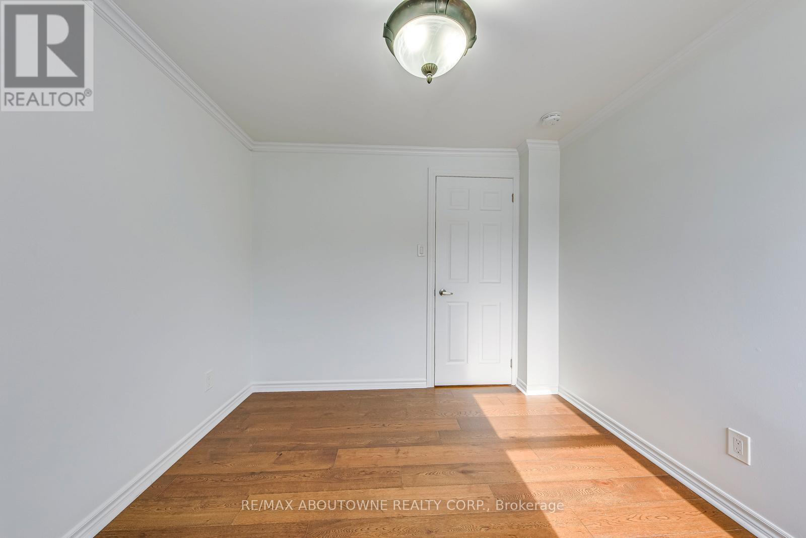 2565 WINDJAMMER ROAD - 32