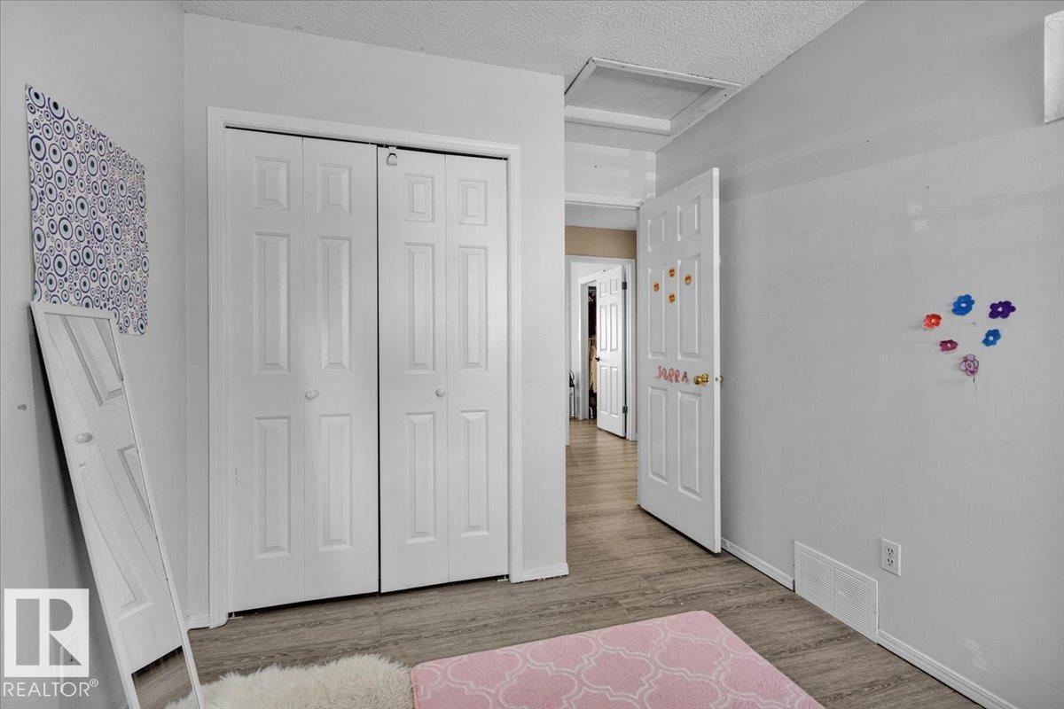 18911 58 AV NW - 19
