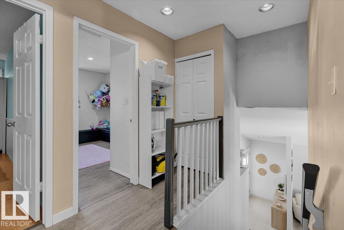 18911 58 AV NW - 17