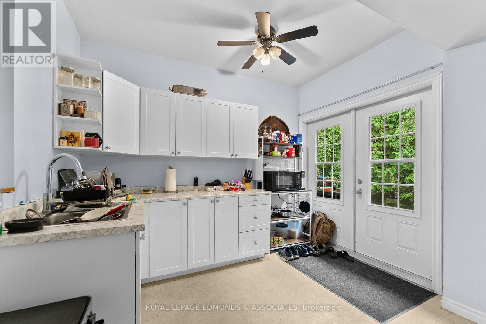 3399 B LINE ROAD - 11
