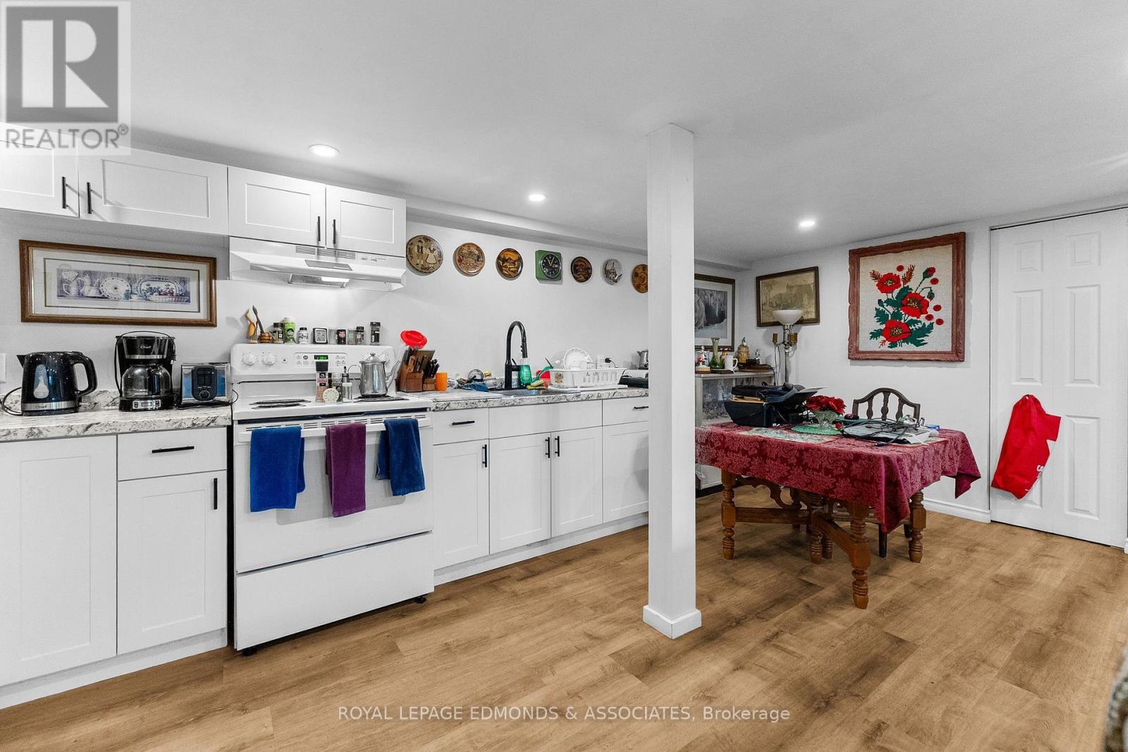 3399 B LINE ROAD - 16