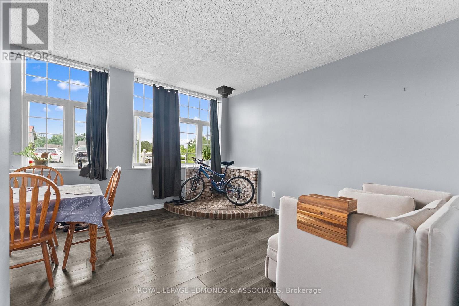 3399 B LINE ROAD - 23