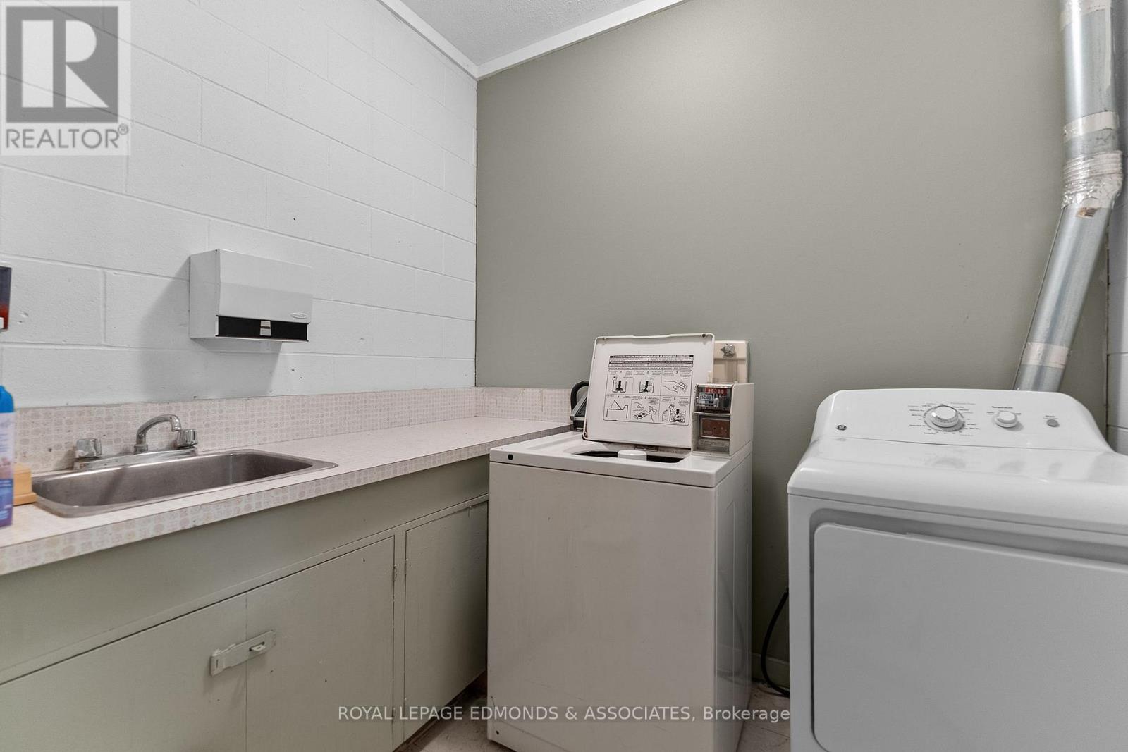 3399 B LINE ROAD - 39