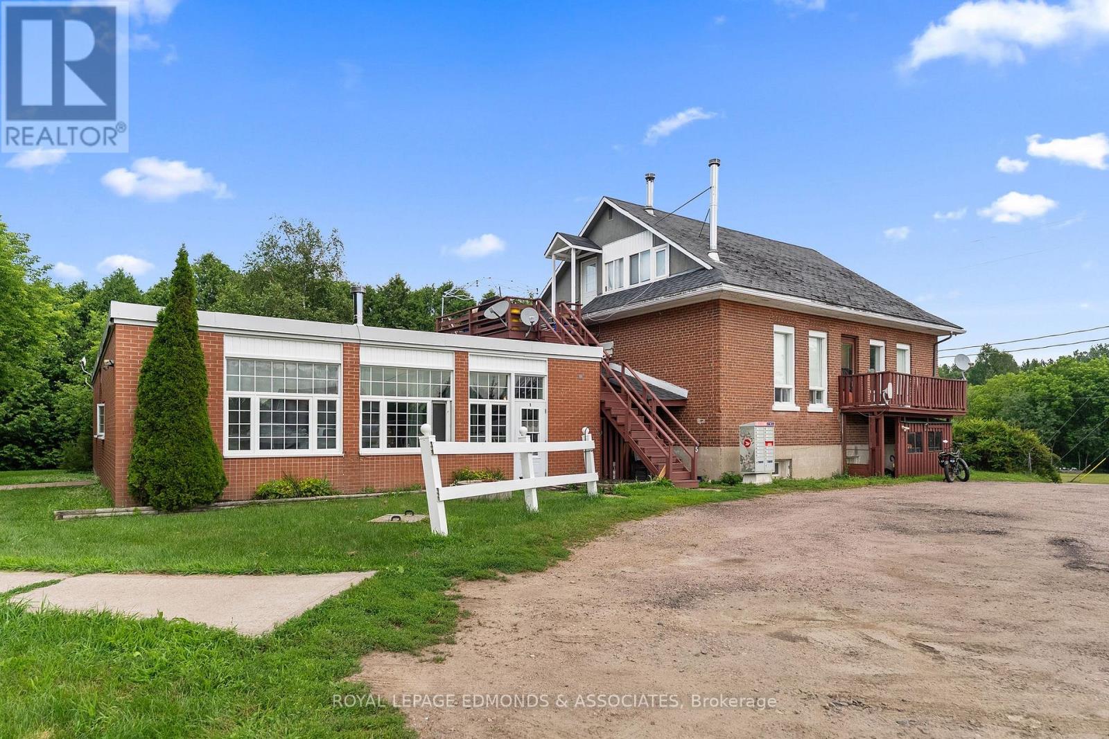 3399 B LINE ROAD - 8