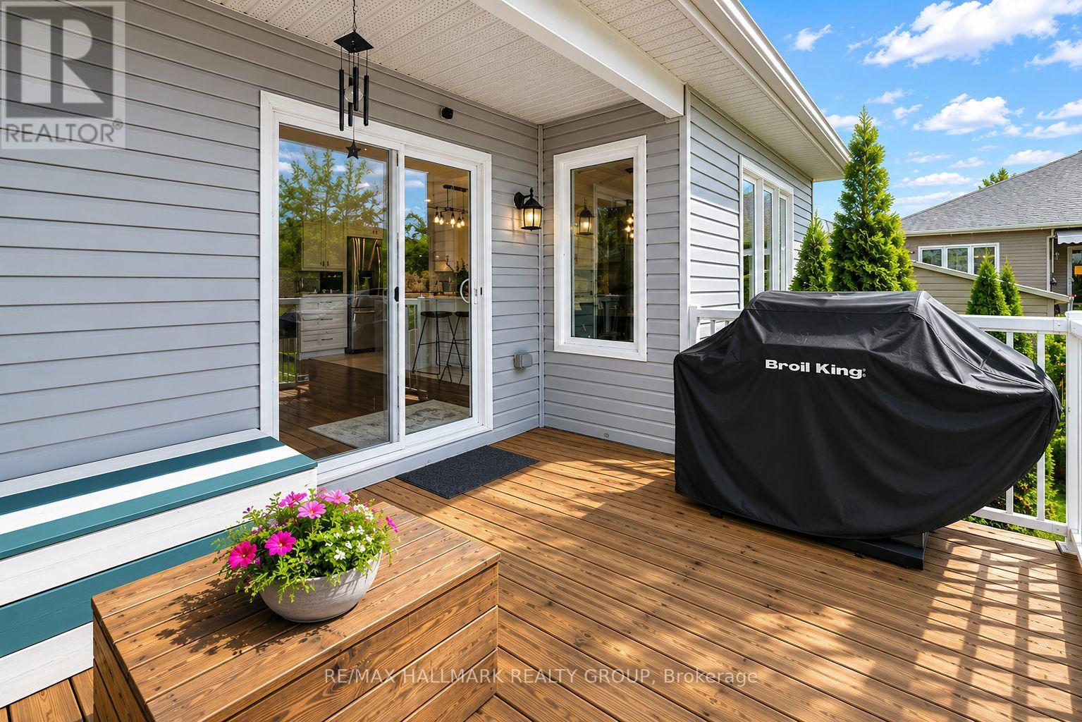 81 GIROUX STREET - 41