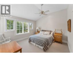 2071 Esquimalt Avenue, West Vancouver, BC V7V1S3 Photo 11