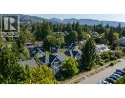 2071 Esquimalt Avenue, West Vancouver, BC V7V1S3 Photo 39