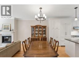 2071 Esquimalt Avenue, West Vancouver, BC V7V1S3 Photo 7