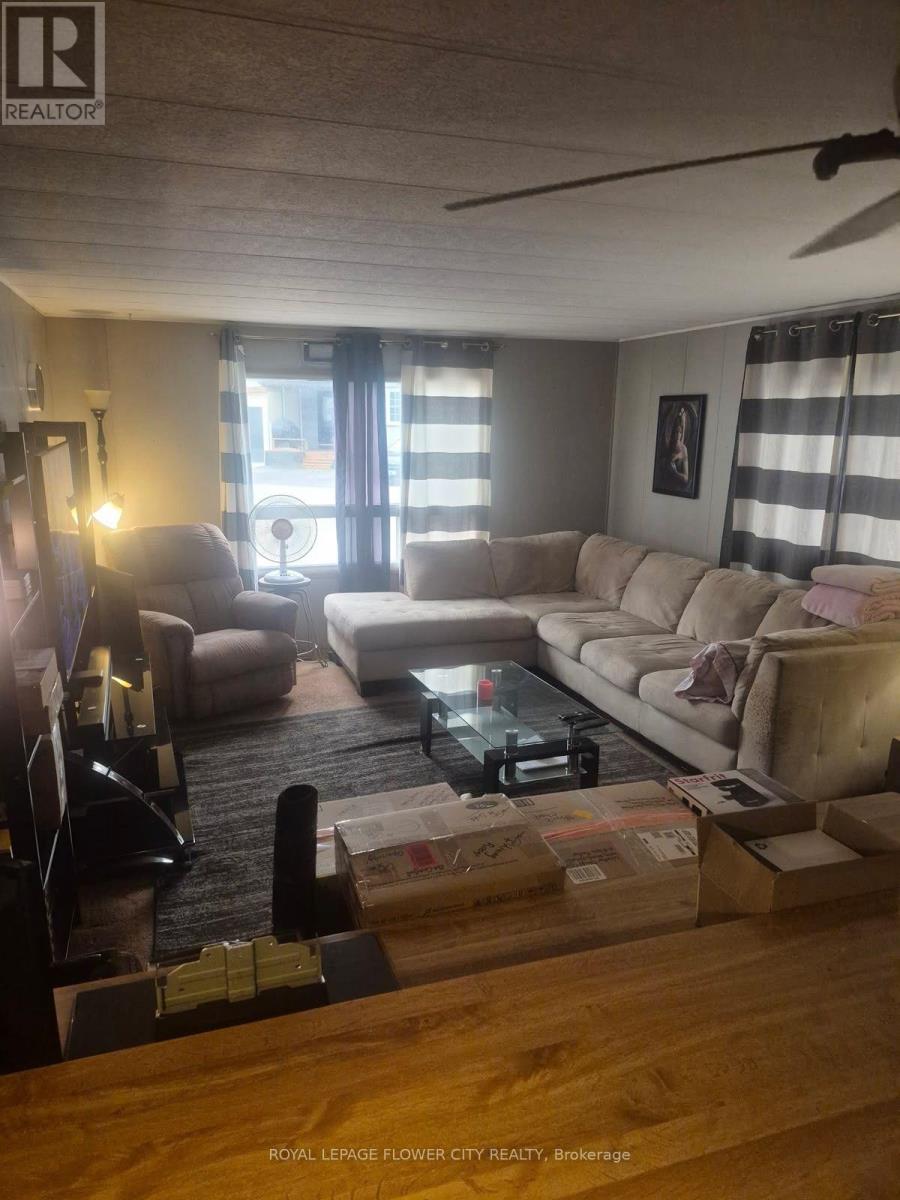 #5 3233 DERRY ROAD E - 12