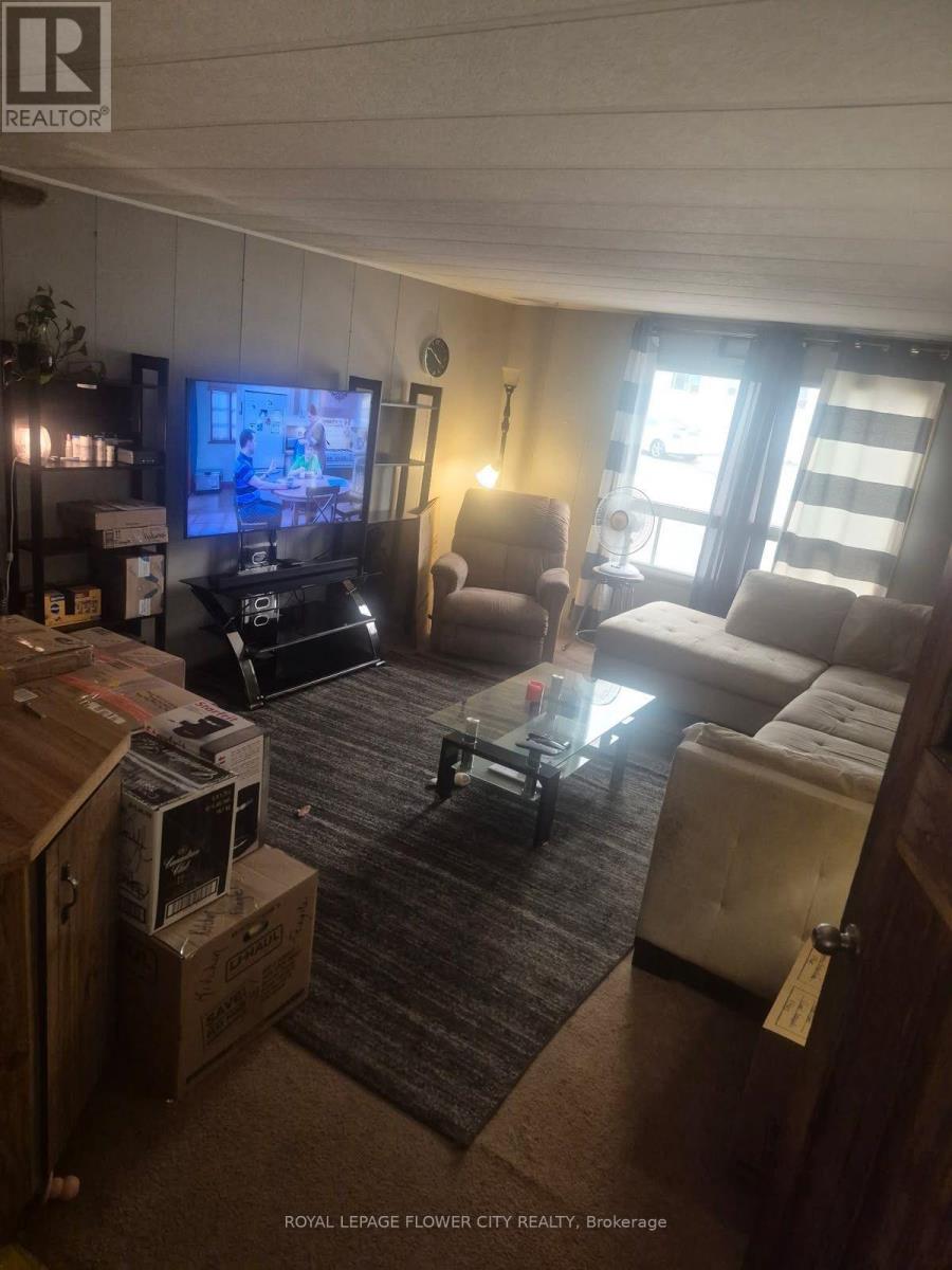 #5 3233 DERRY ROAD E - 5