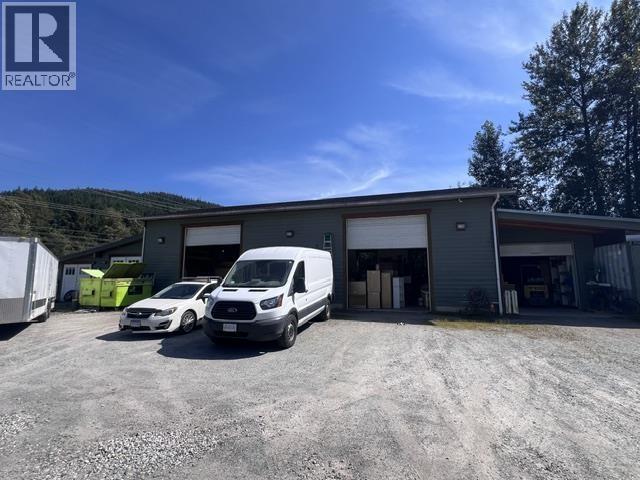 38940 LOGGERS LANE, Squamish
