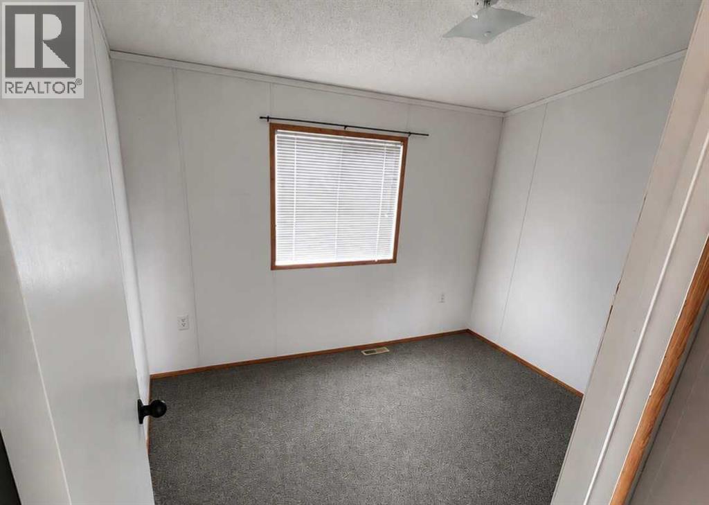 33560 Range Road 53 - 12
