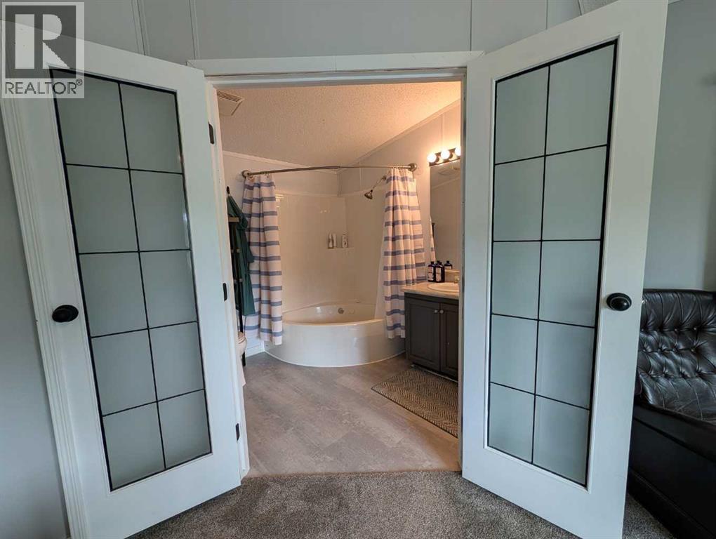 33560 Range Road 53 - 8