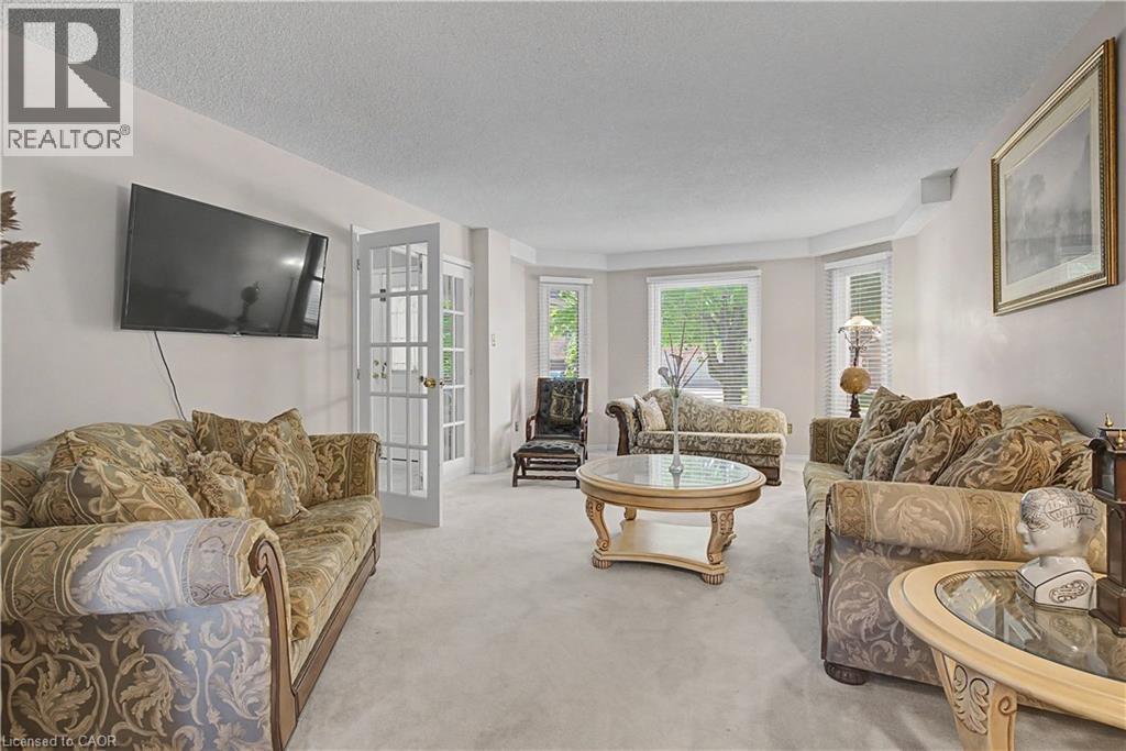 194 GLENVALLEY Drive - 25