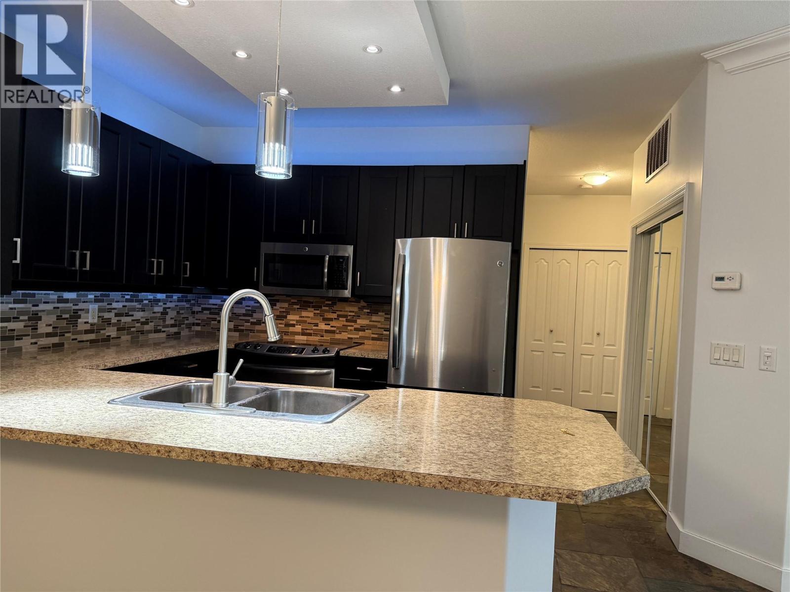 #103 2300 Benvoulin Road - 10