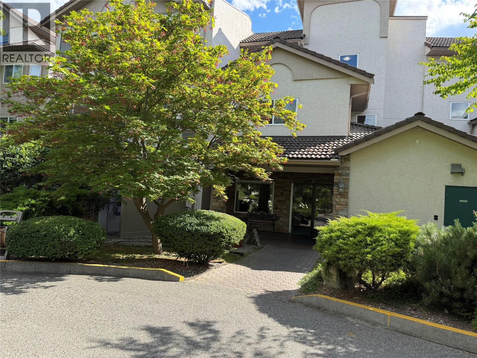 #103 2300 Benvoulin Road - 4