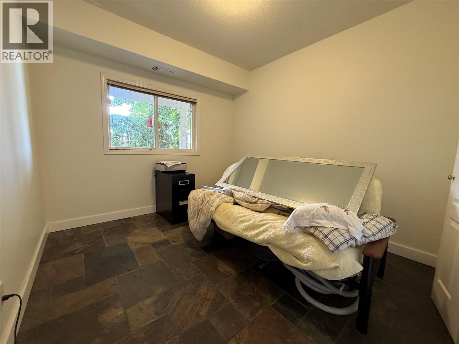 #103 2300 Benvoulin Road - 23