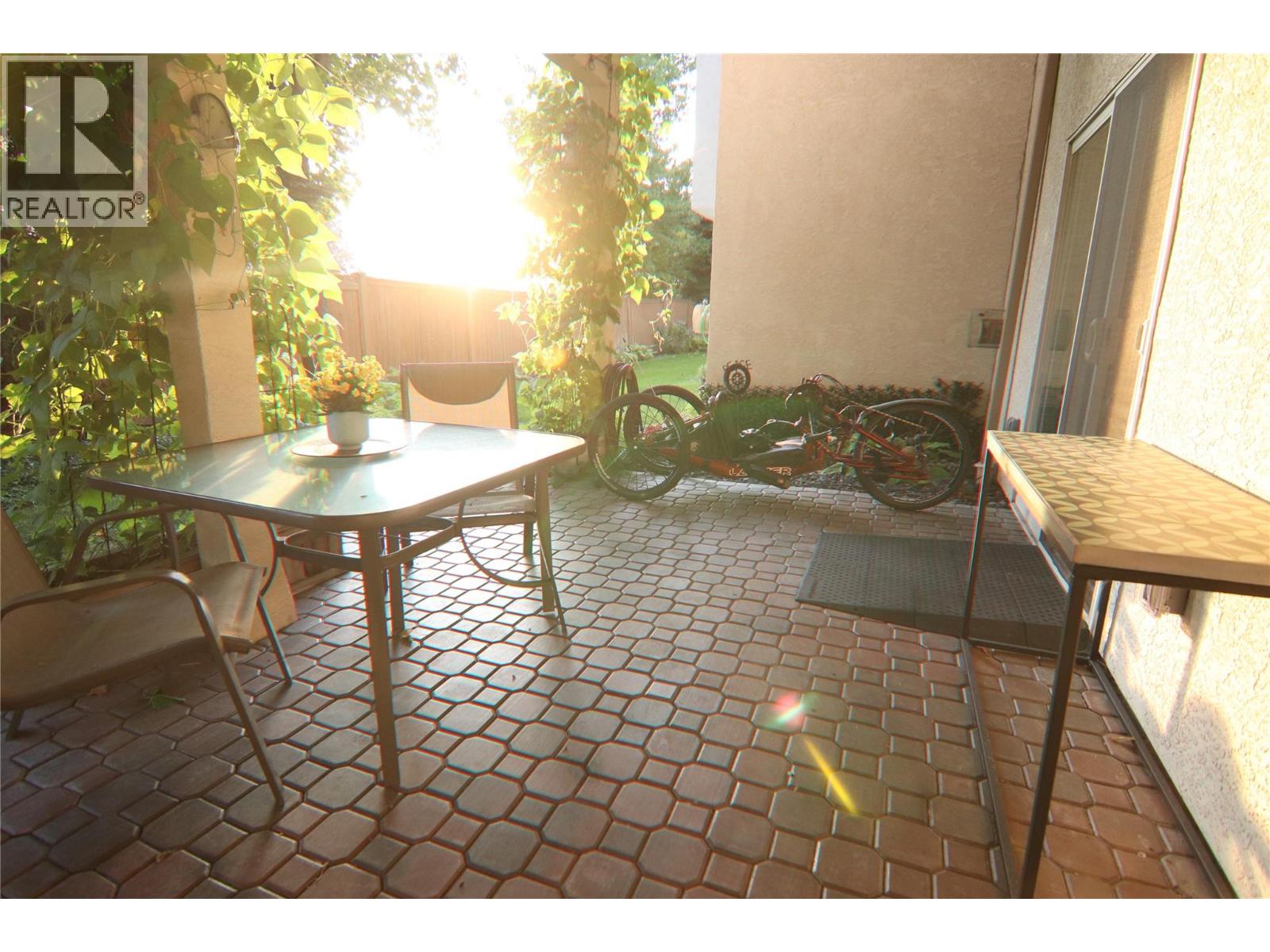 #103 2300 Benvoulin Road - 28