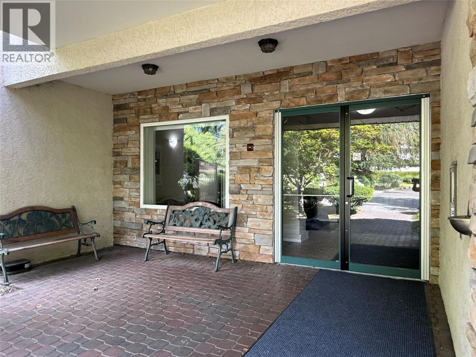 #103 2300 Benvoulin Road - 3