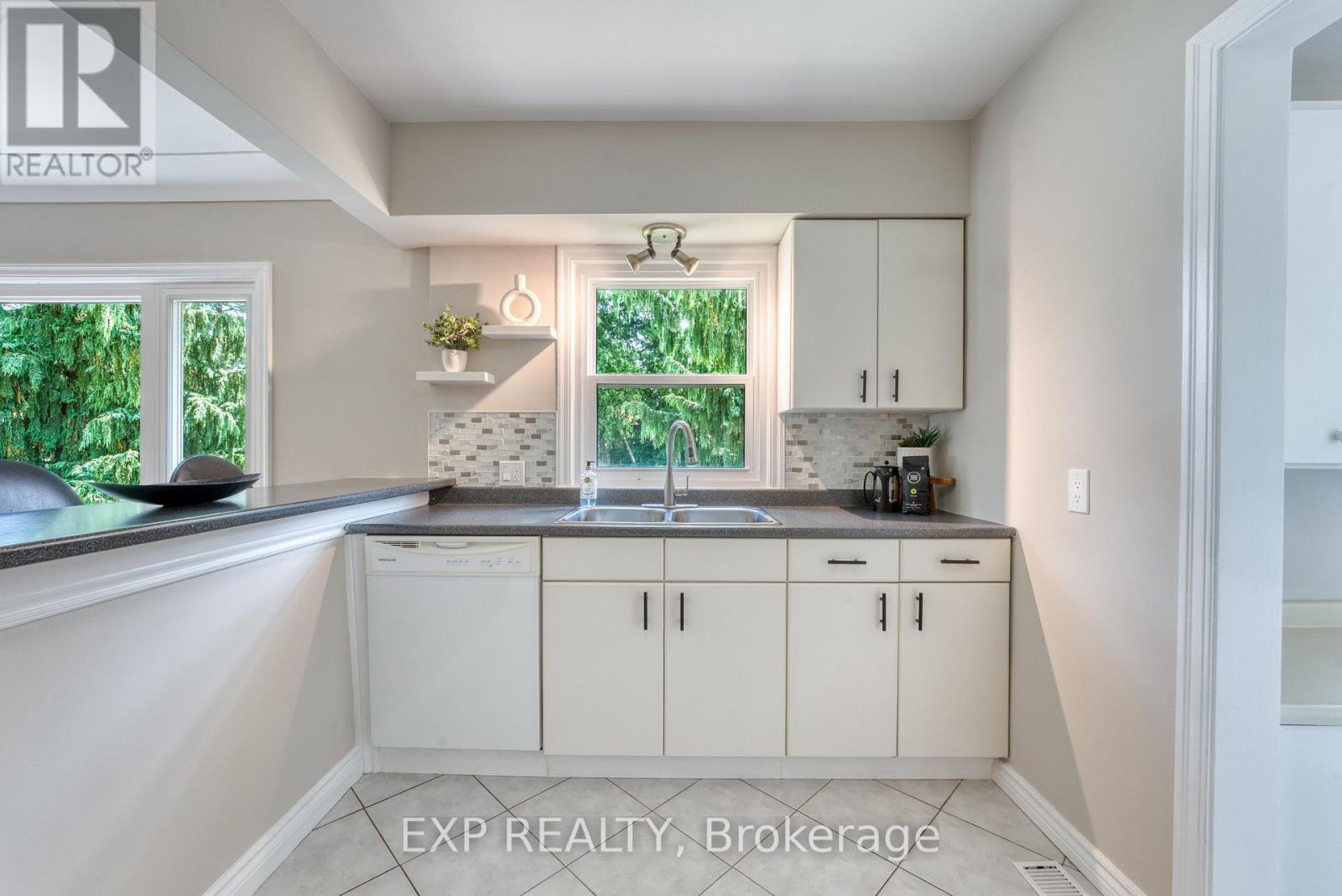 791 SCOFIELD AVENUE - 16