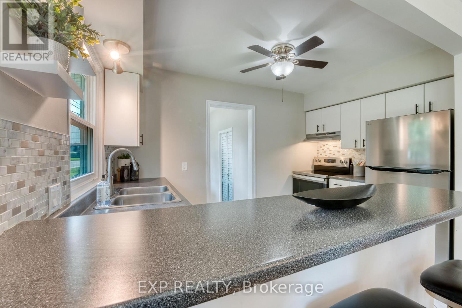 791 SCOFIELD AVENUE - 9