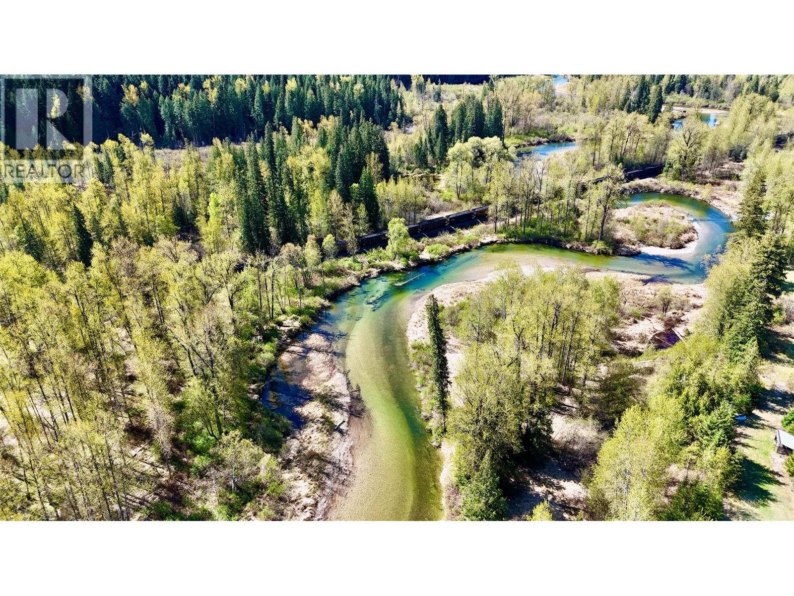 5704 Trans Canada Highway - 41