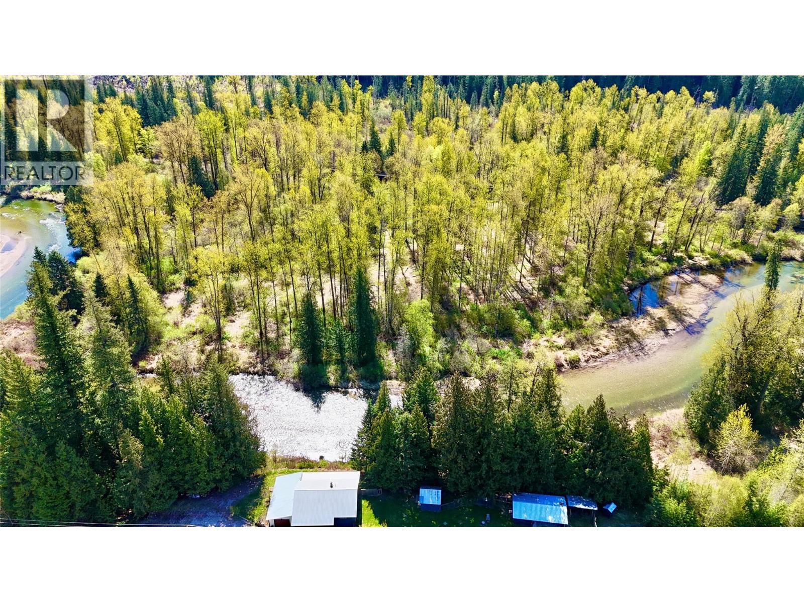 5704 Trans Canada Highway - 43