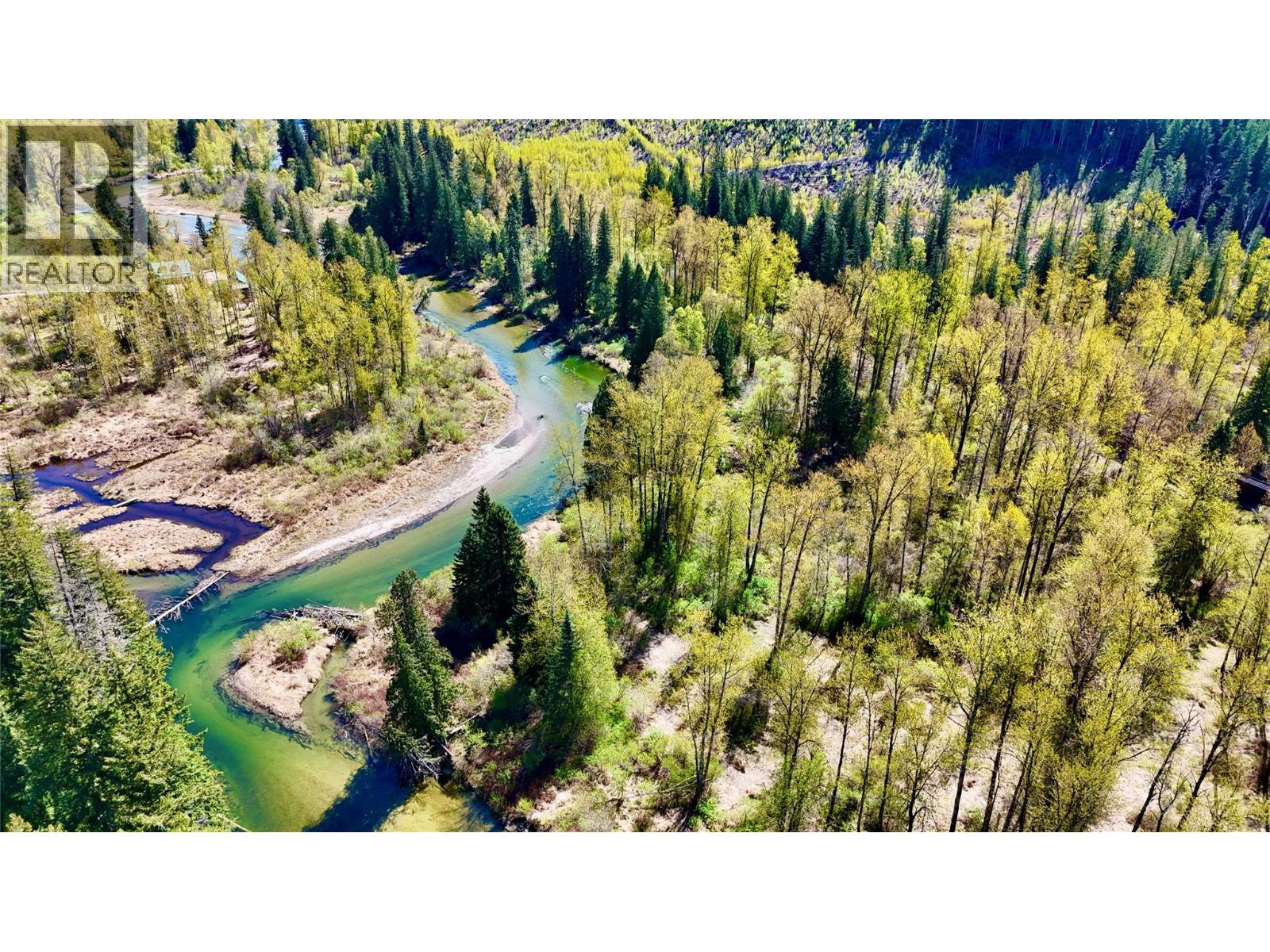 5704 Trans Canada Highway - 40